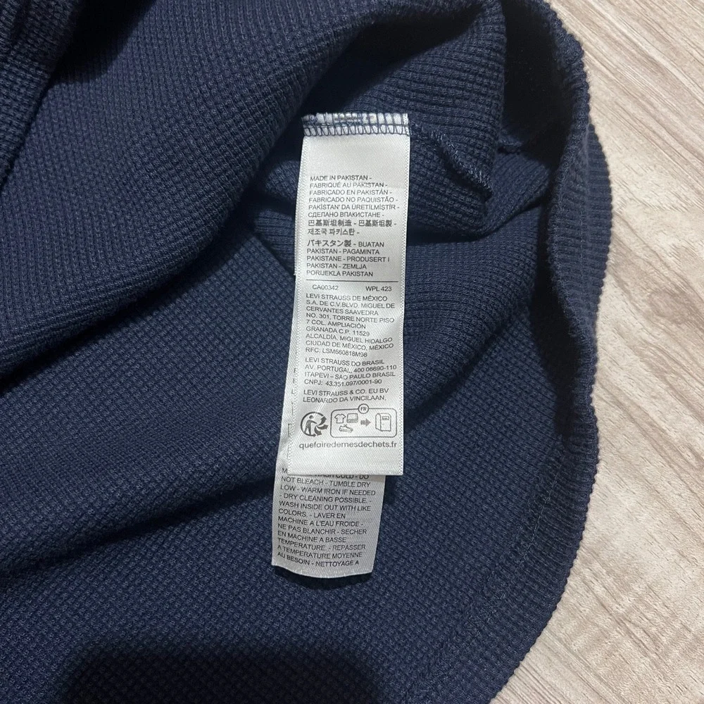 Levi's Thermal Waffle Knit Shirt Men's L Navy Long Sleeve Standard Fit